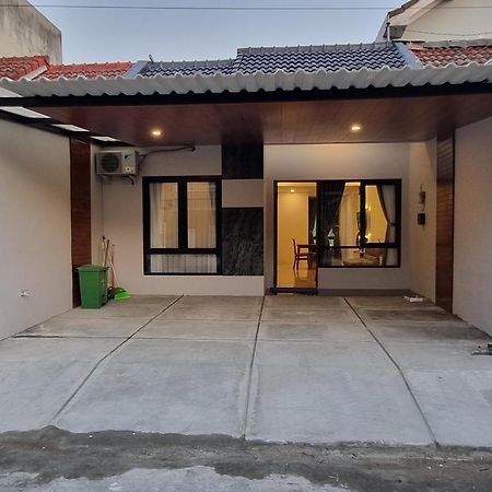 Rumah Alam Taya Syariah 요그야카르타 외부 사진